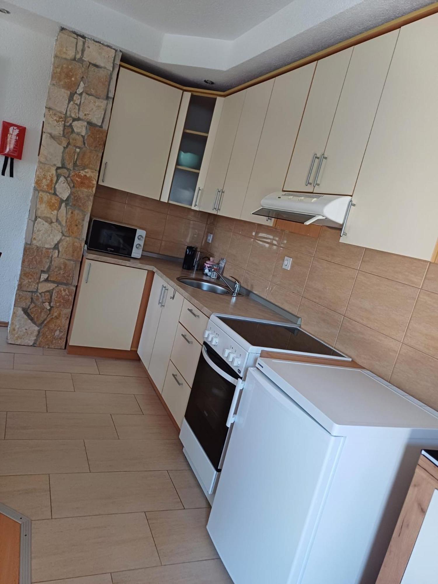 Ambiente Apartment ยาเซนิเซ ภายนอก รูปภาพ