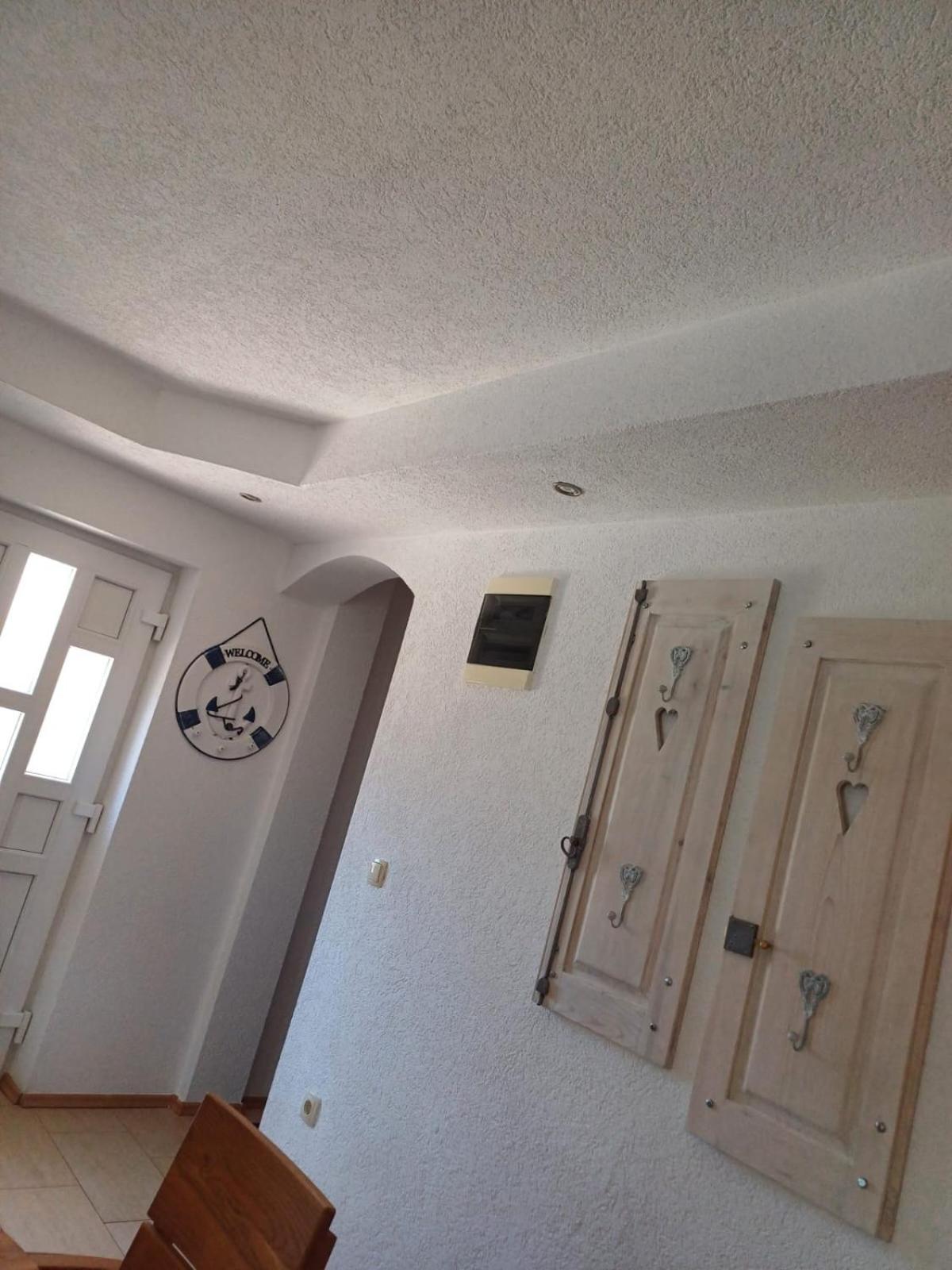 Ambiente Apartment ยาเซนิเซ ภายนอก รูปภาพ